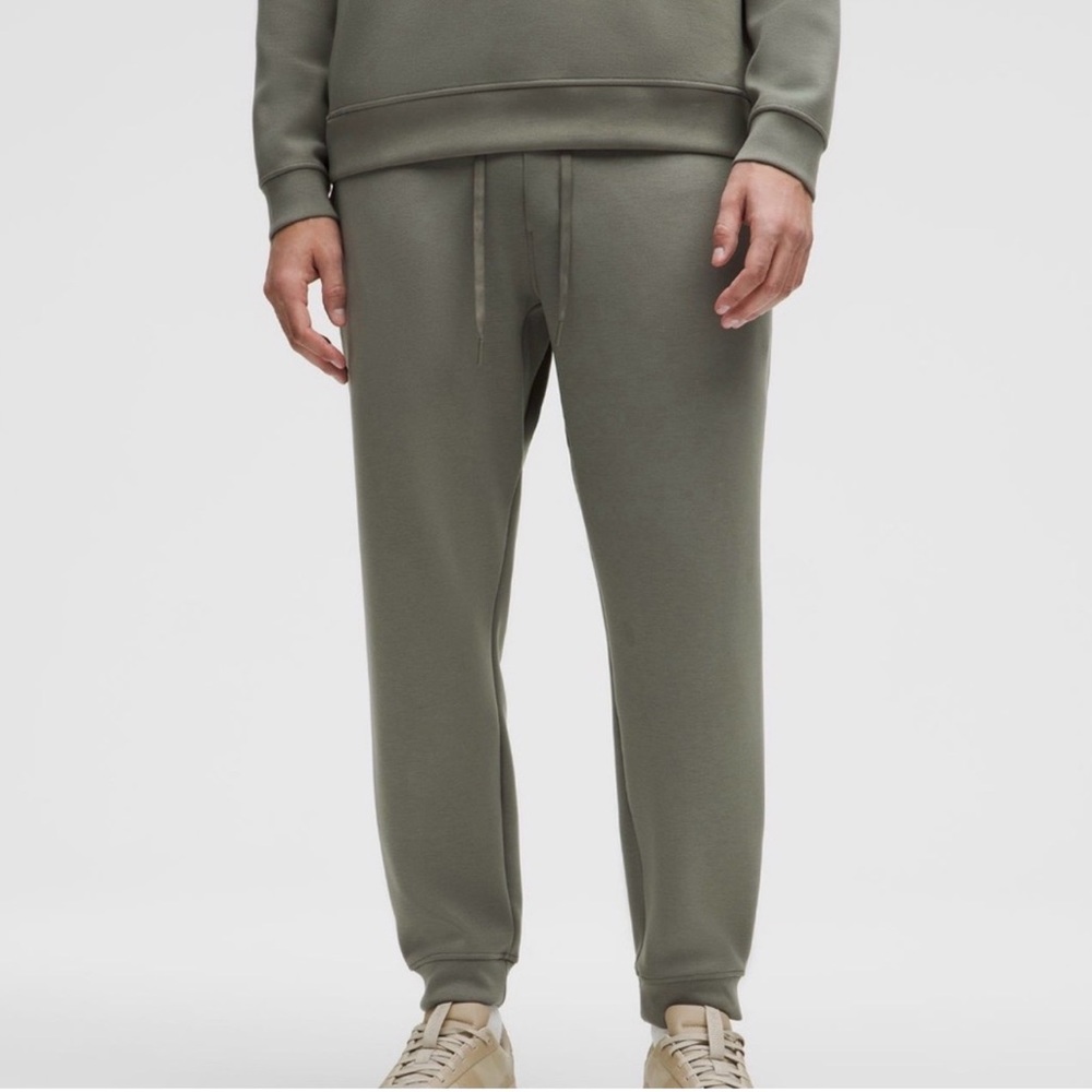 Men’s Lululemon Smooth Spacer Joger